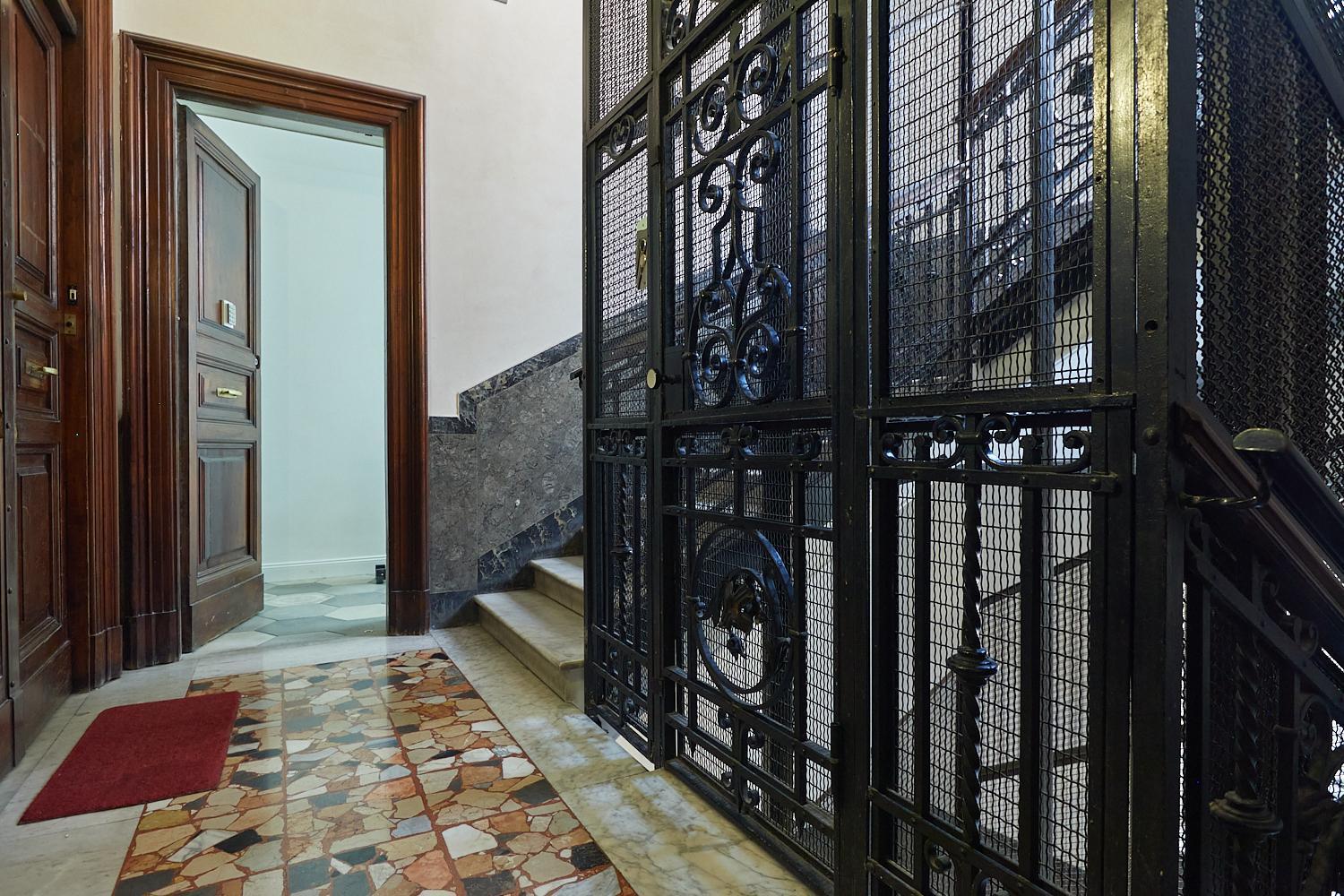 Loft In Front Of St Peter's Square And Sant'angelo Castle - Myloft In Lejlighed *